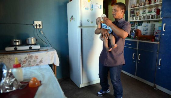 Paternity-leave-and-maintenence-go-hand-in-hand